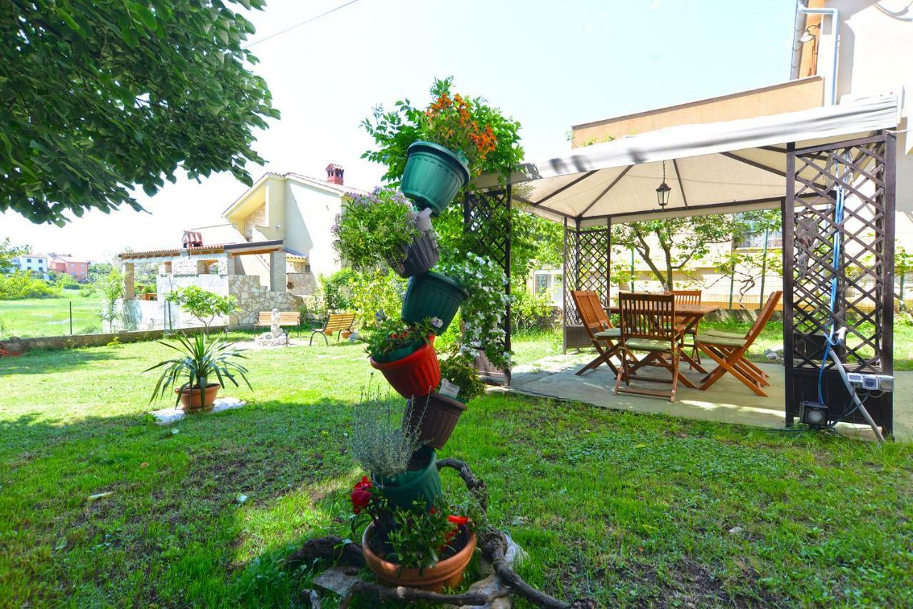Apartment Pineta 1817 Fažana Exterior foto